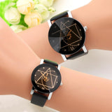 Fashion Gear Round Couple Watch Hot Sale Black and White Brown Dial Leather