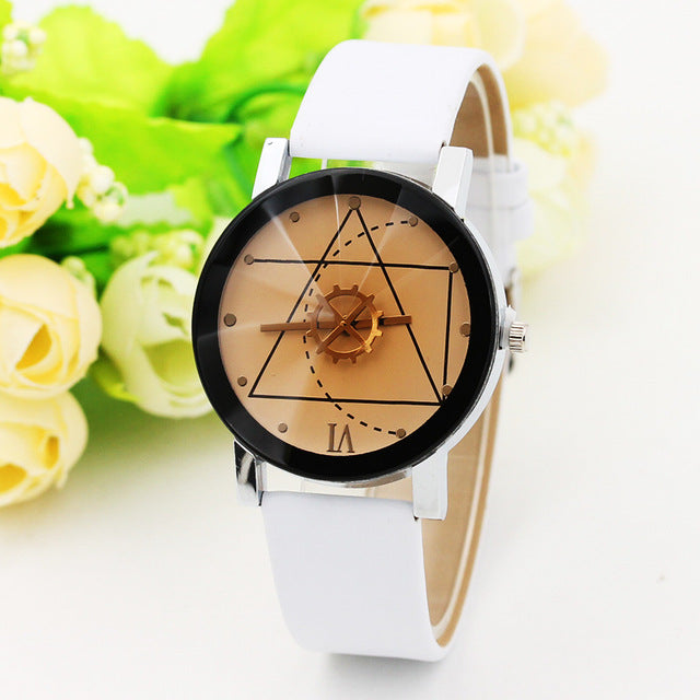 Fashion Gear Round Couple Watch Hot Sale Black and White Brown Dial Leather