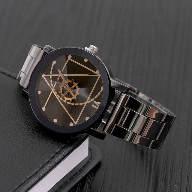 Fashion Gear Round Couple Watch Hot Sale Black and White Brown Dial Leather