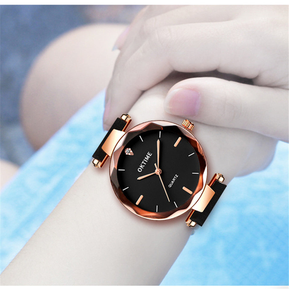 Retro Starry Sky Design Leather Band Analog Alloy Quartz
