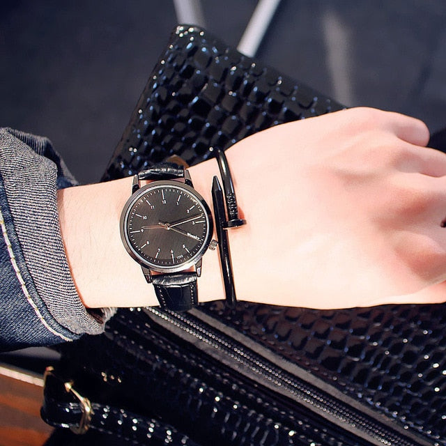 Fashion Vintage Student Couple Watch Leather Quartz